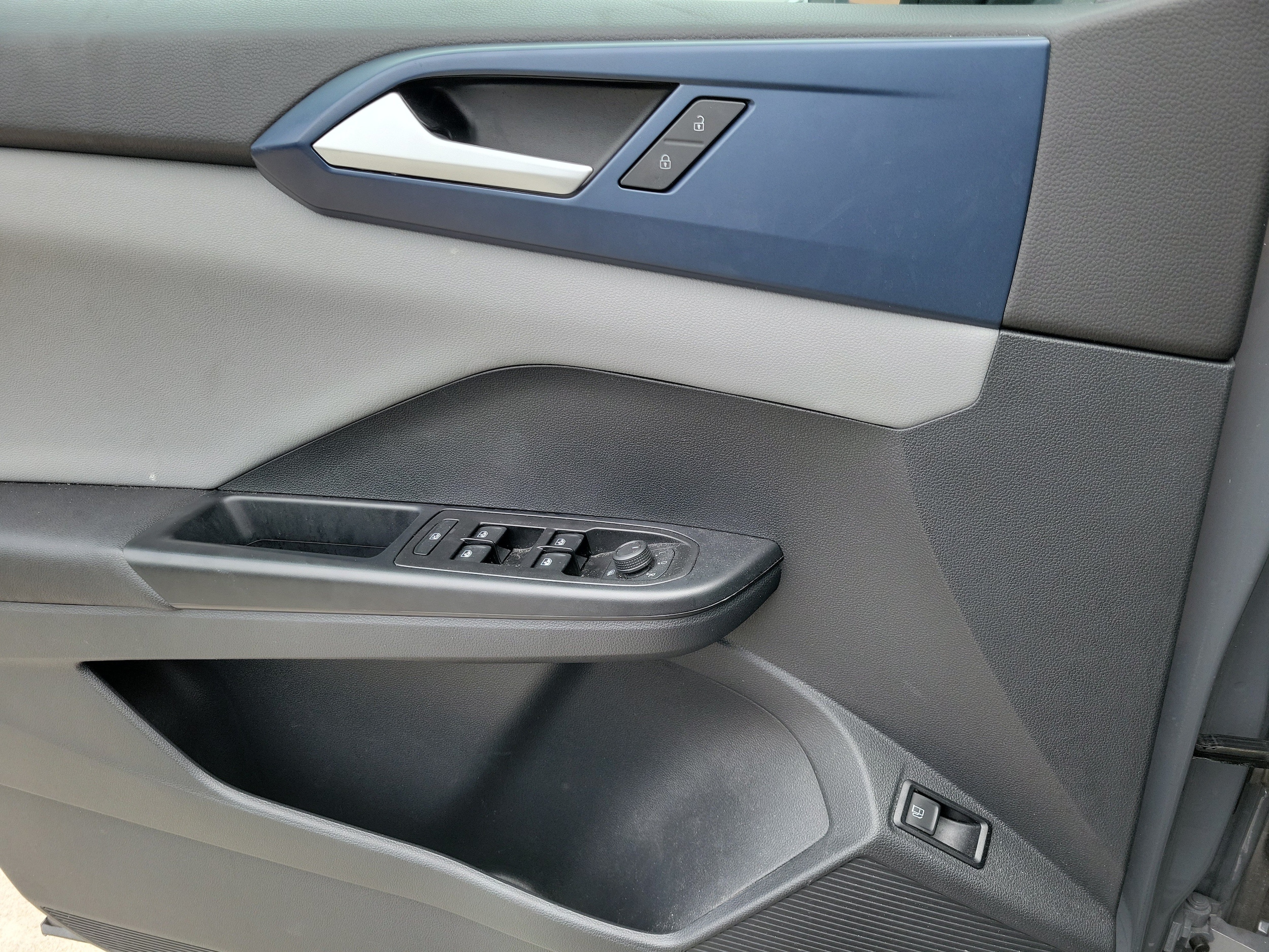 2023 Volkswagen Taos SE - Photo 19
