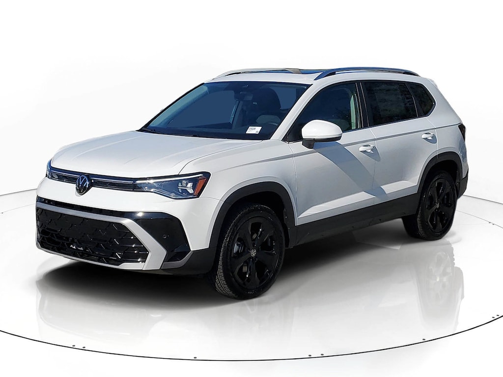 New 2026 Volkswagen Taos 1.5T SEL SUV