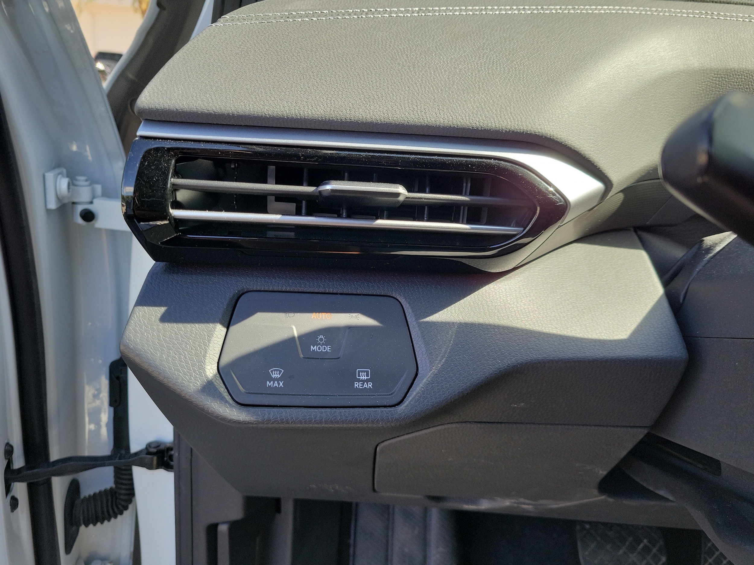 2023 Volkswagen ID.4 PRO - Photo 18