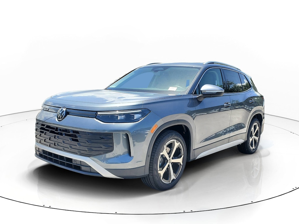 New 2026 Volkswagen Tiguan 2.0T SE SUV