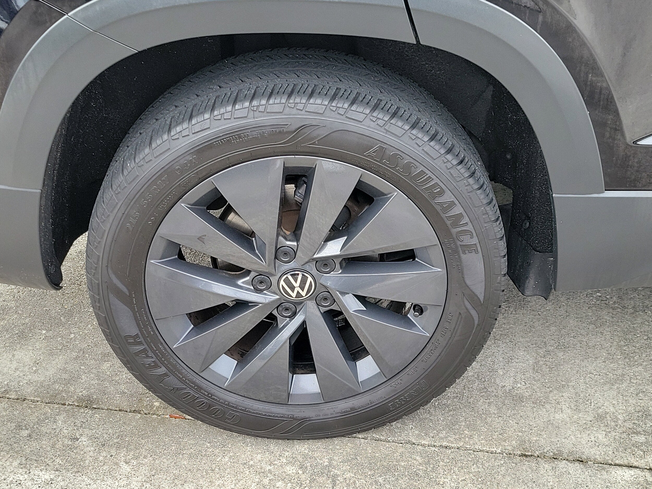 2024 Volkswagen Taos S - Photo 10