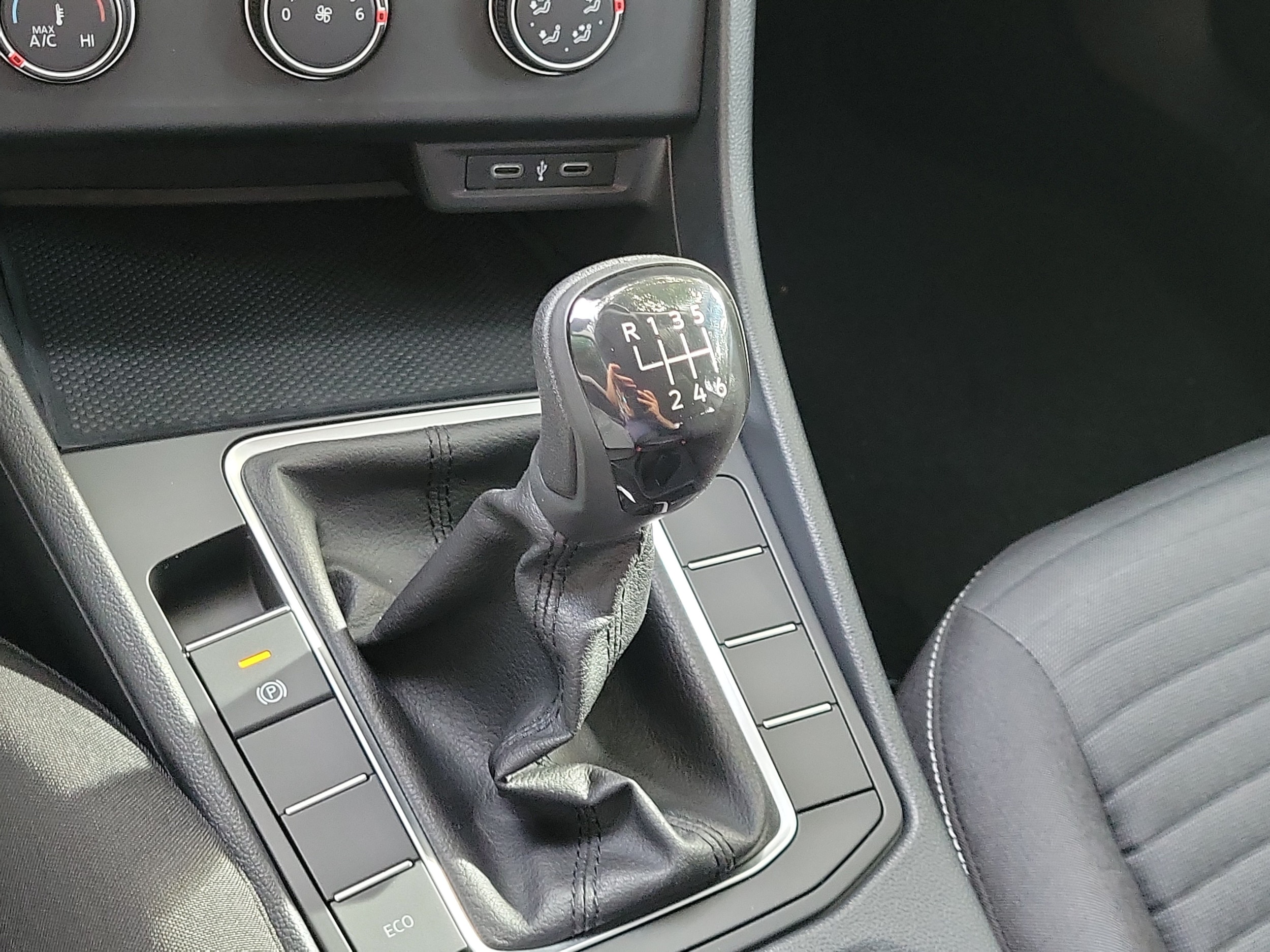 2023 Volkswagen Jetta S - Photo 26
