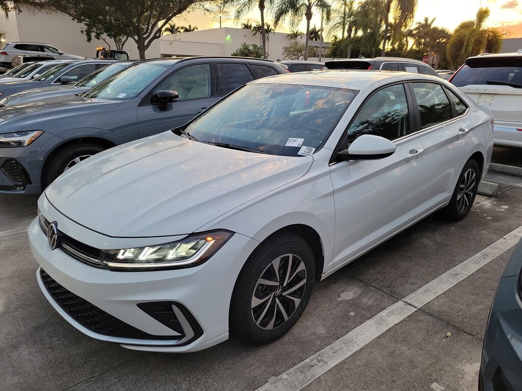 Used 2025 Volkswagen Jetta 1.5T S Sedan
