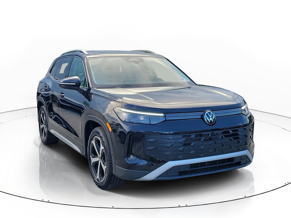 New 2026 Volkswagen Tiguan SE SUV