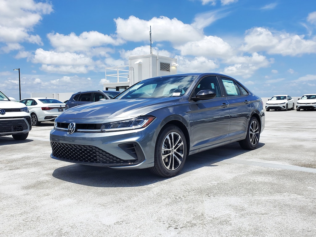 New 2025 Volkswagen Jetta 1.5T Sport Sedan