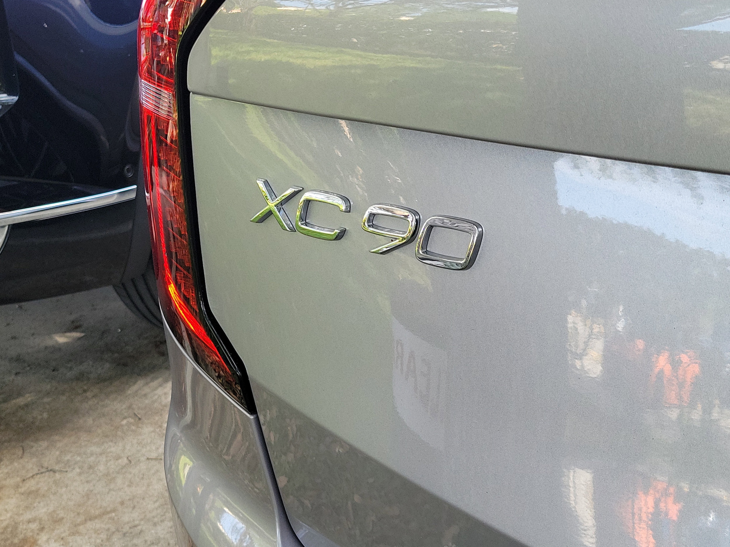 2026 Volvo XC90 Plus - Photo 5