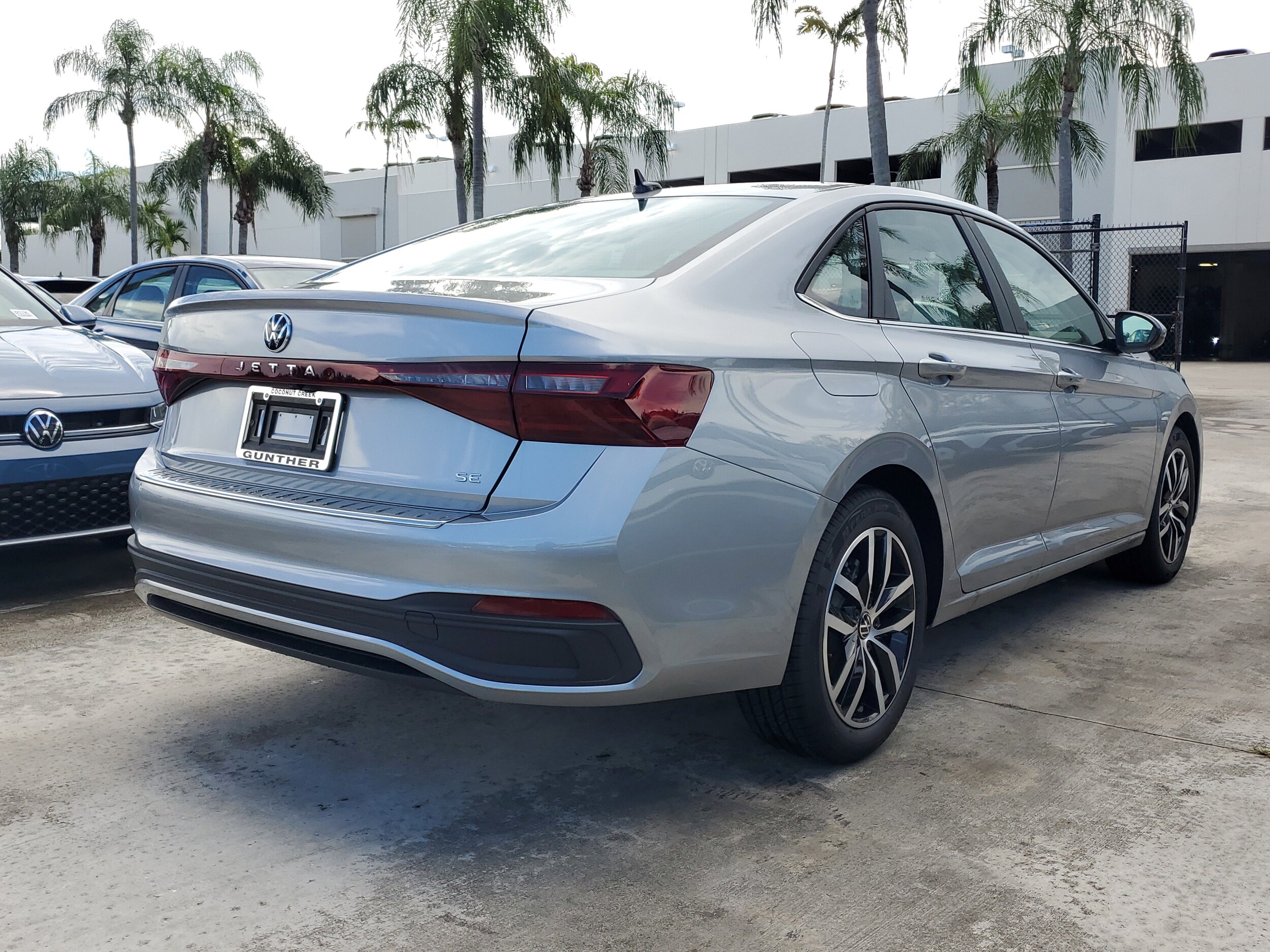 2026 Volkswagen Jetta SE photo 3