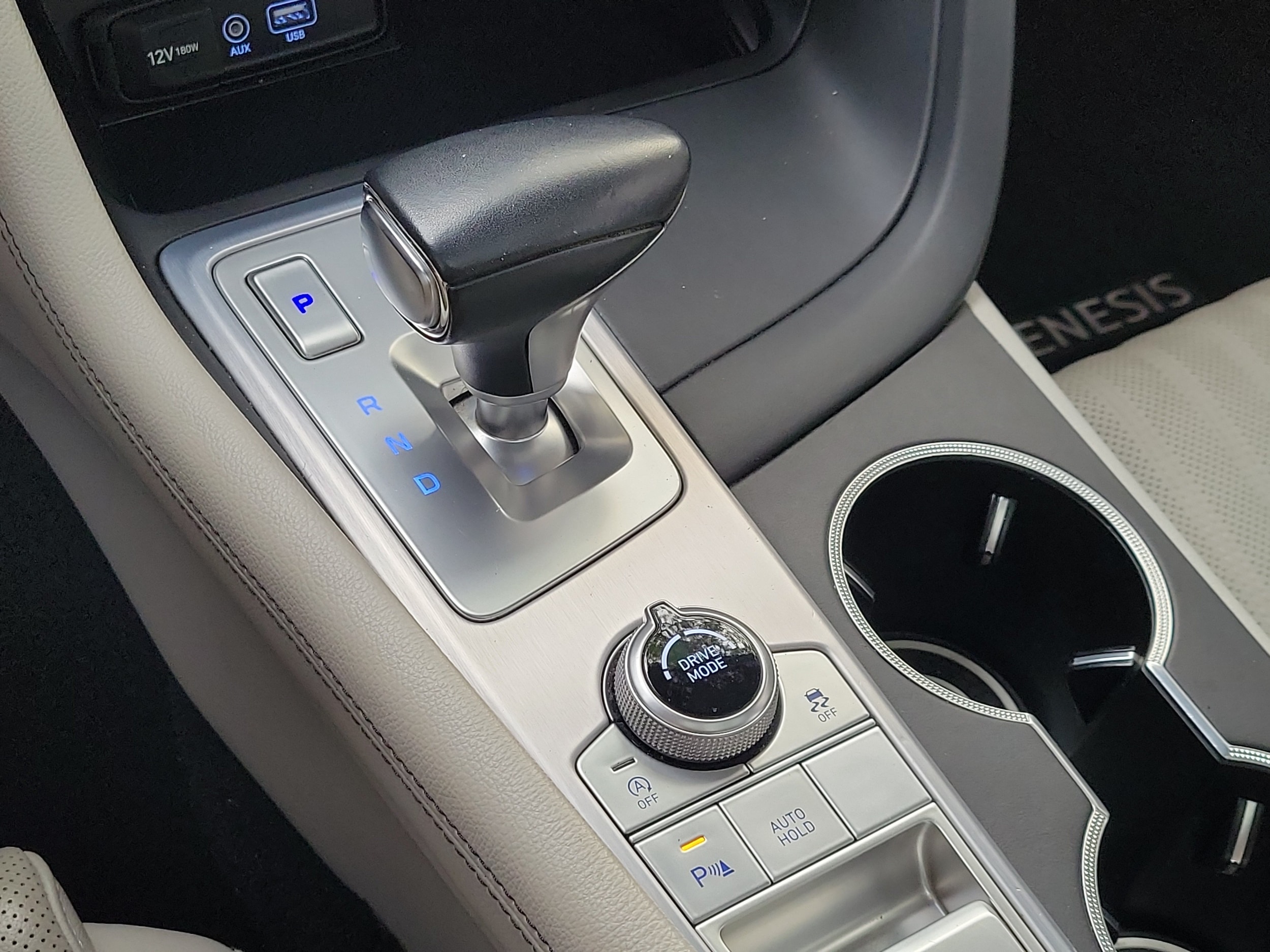 2021 GENESIS G70 Standard - Photo 30