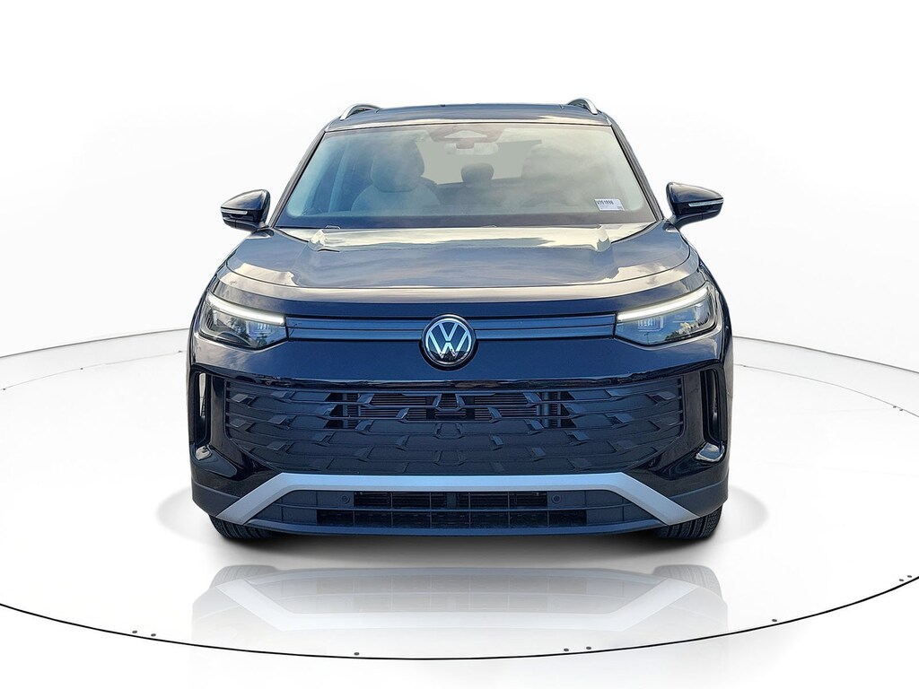 New 2026 Volkswagen Tiguan SE SUV