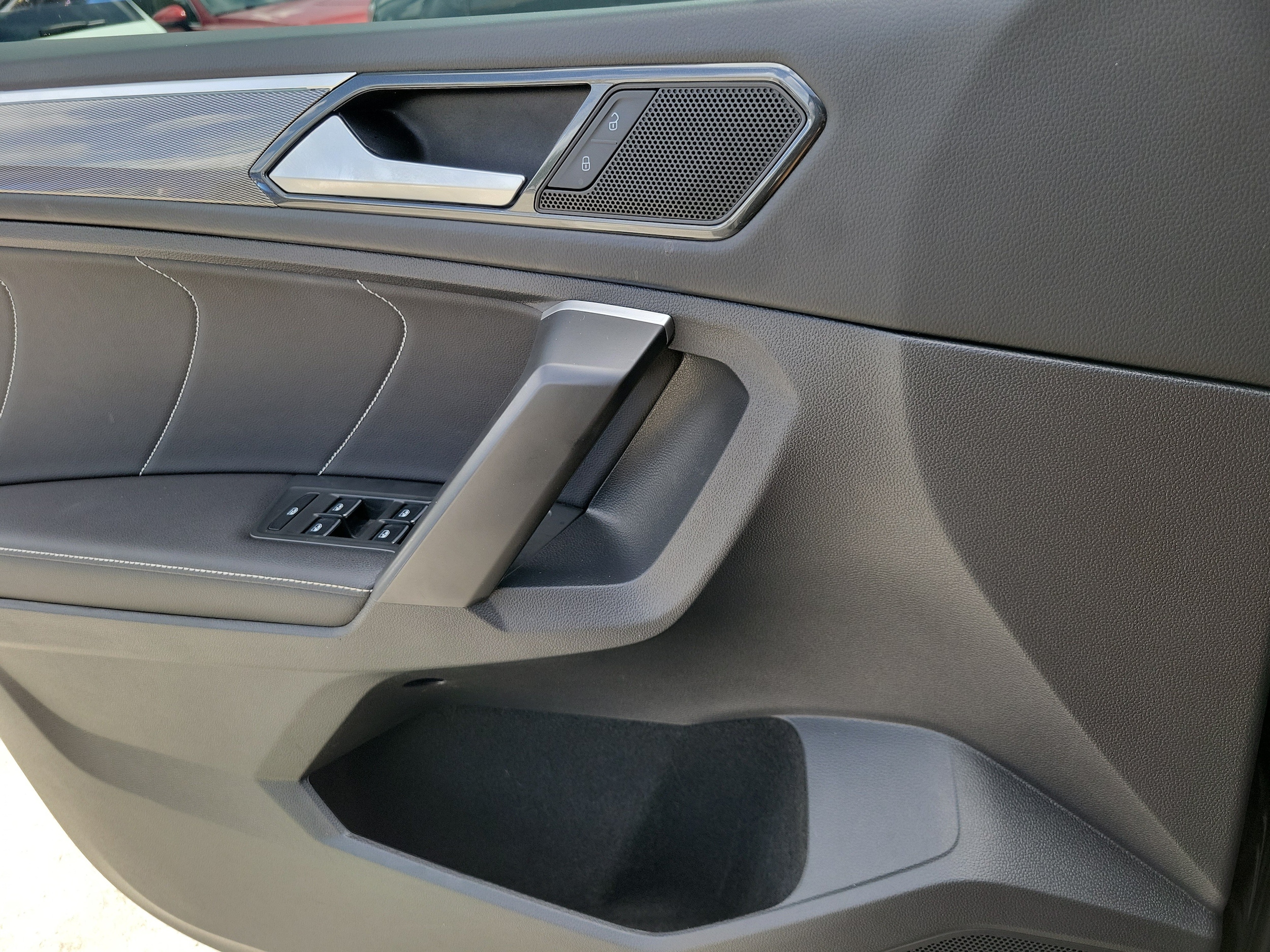 2023 Volkswagen Tiguan SE R-LINE BLACK - Photo 19