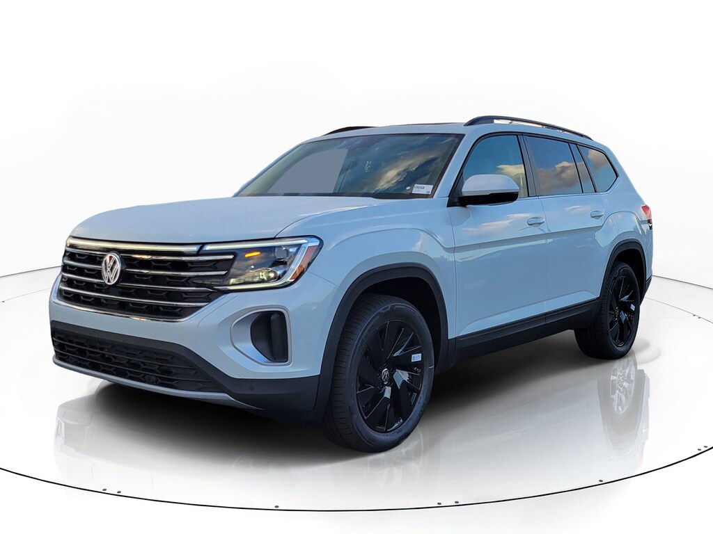 New 2026 Volkswagen Atlas SE w/Technology SUV