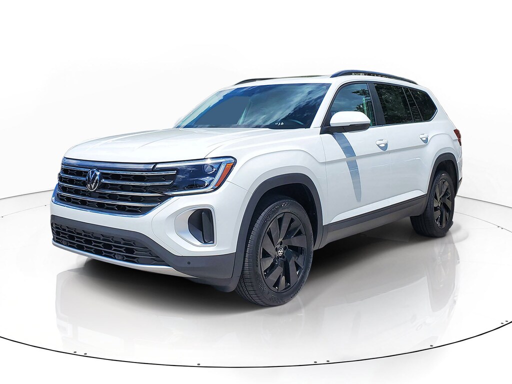 New 2026 Volkswagen Atlas SE w/Technology SUV