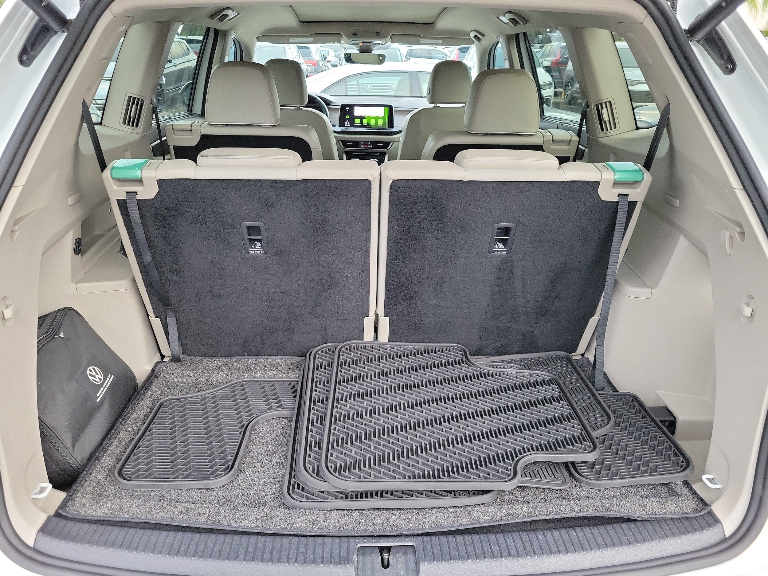 2024 Volkswagen Atlas SEL Premium R-Line - Photo 8