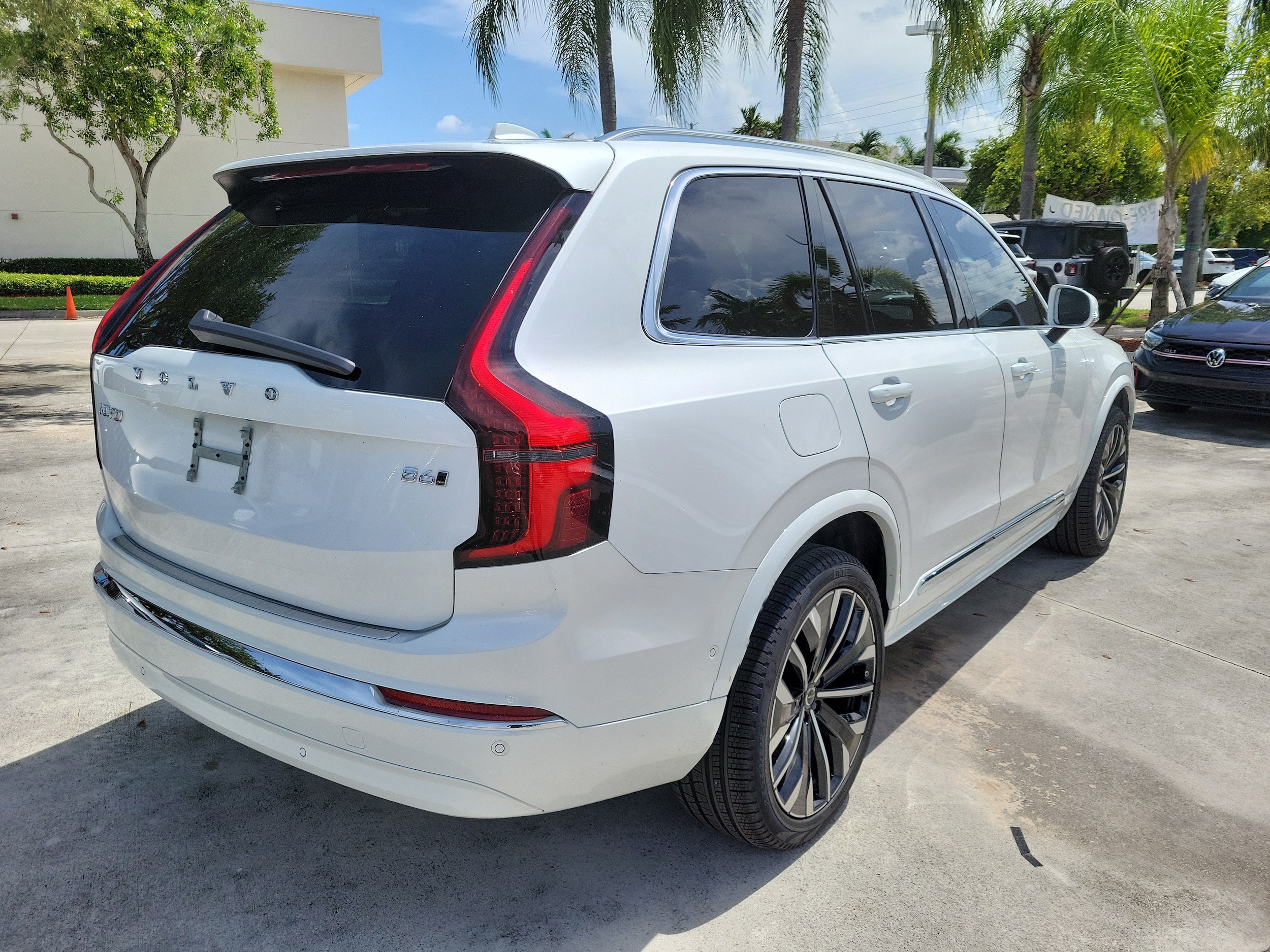2025 Volvo XC90 Ultra - Photo 9