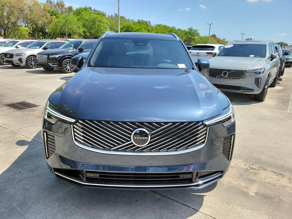 Used 2026 Volvo XC90 Plug-In Hybrid T8 Core SUV