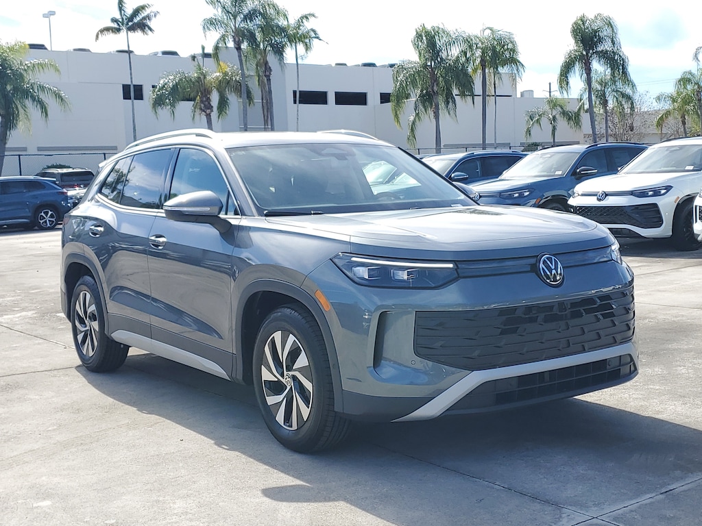 New 2026 Volkswagen Tiguan 2.0T S SUV