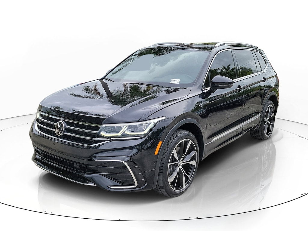 Certified 2024 Volkswagen Tiguan 2.0T SEL R-Line SUV