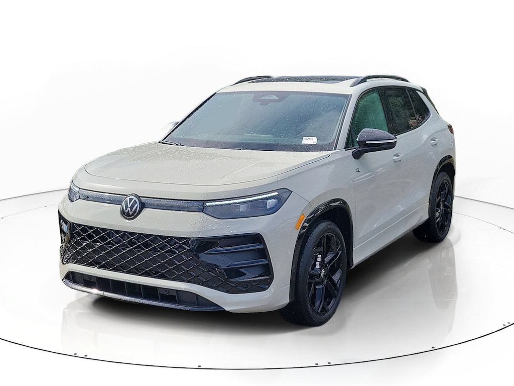 New 2026 Volkswagen Tiguan SE R-Line Black SUV