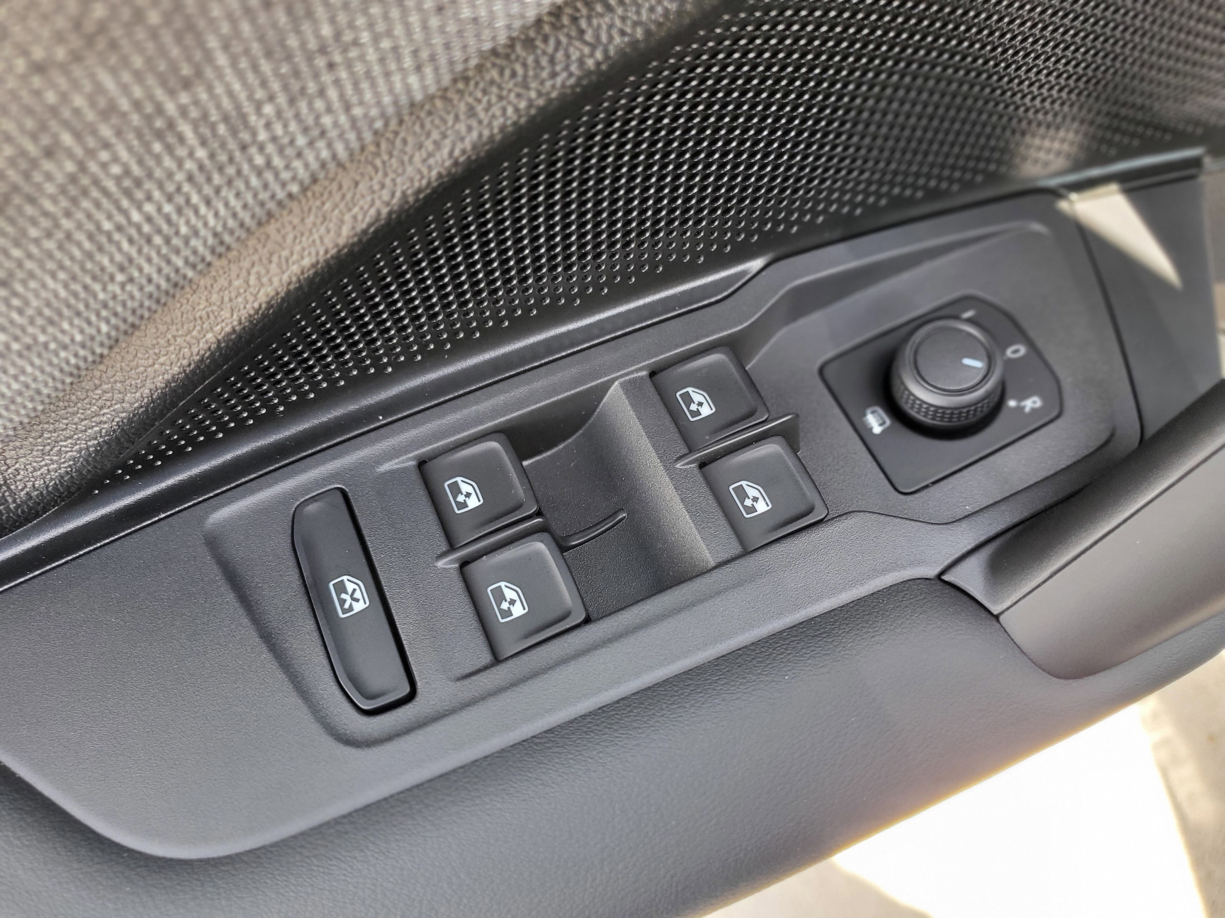 2026 Volkswagen Tiguan S - Photo 12