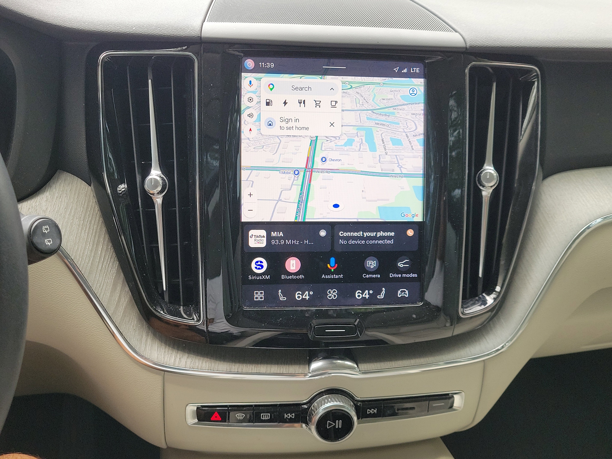 2024 Volvo XC60 Plus - Photo 25