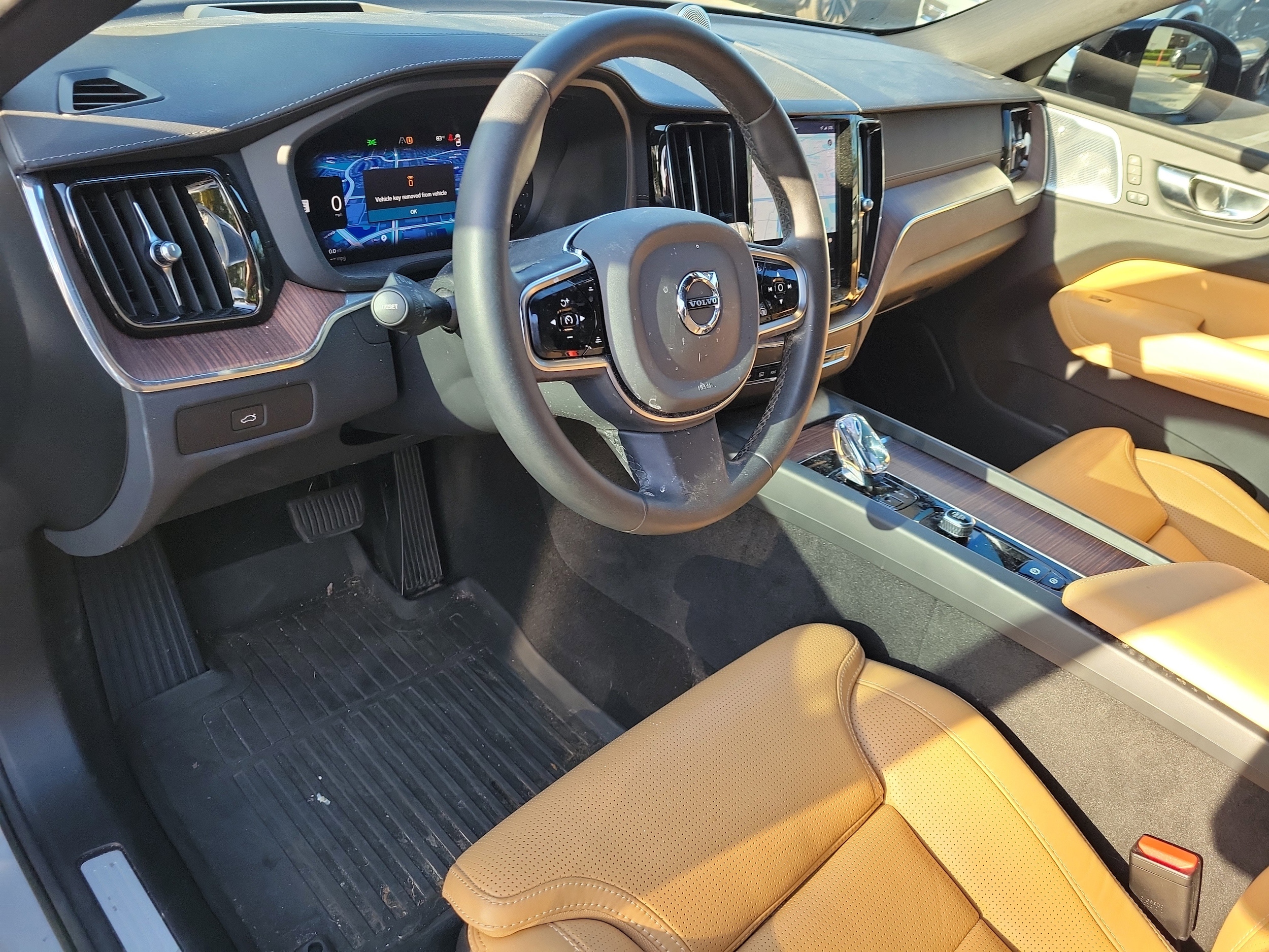 2023 Volvo XC60 Ultimate - Photo 16