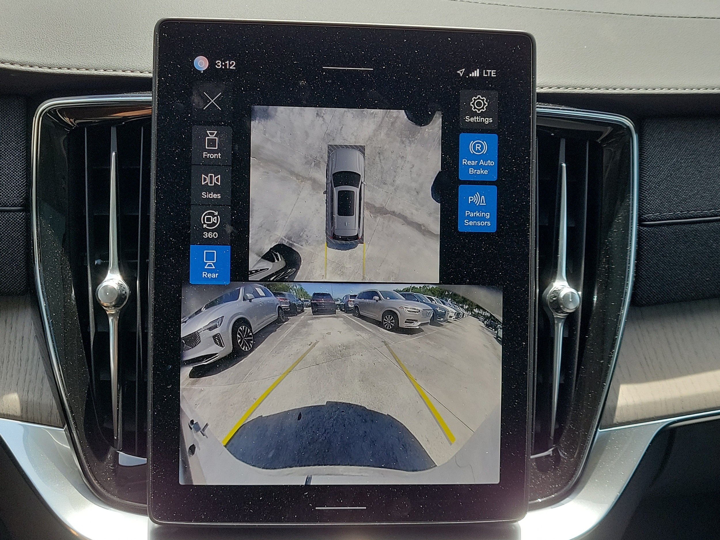 2025 Volvo XC90 Ultra - Photo 27