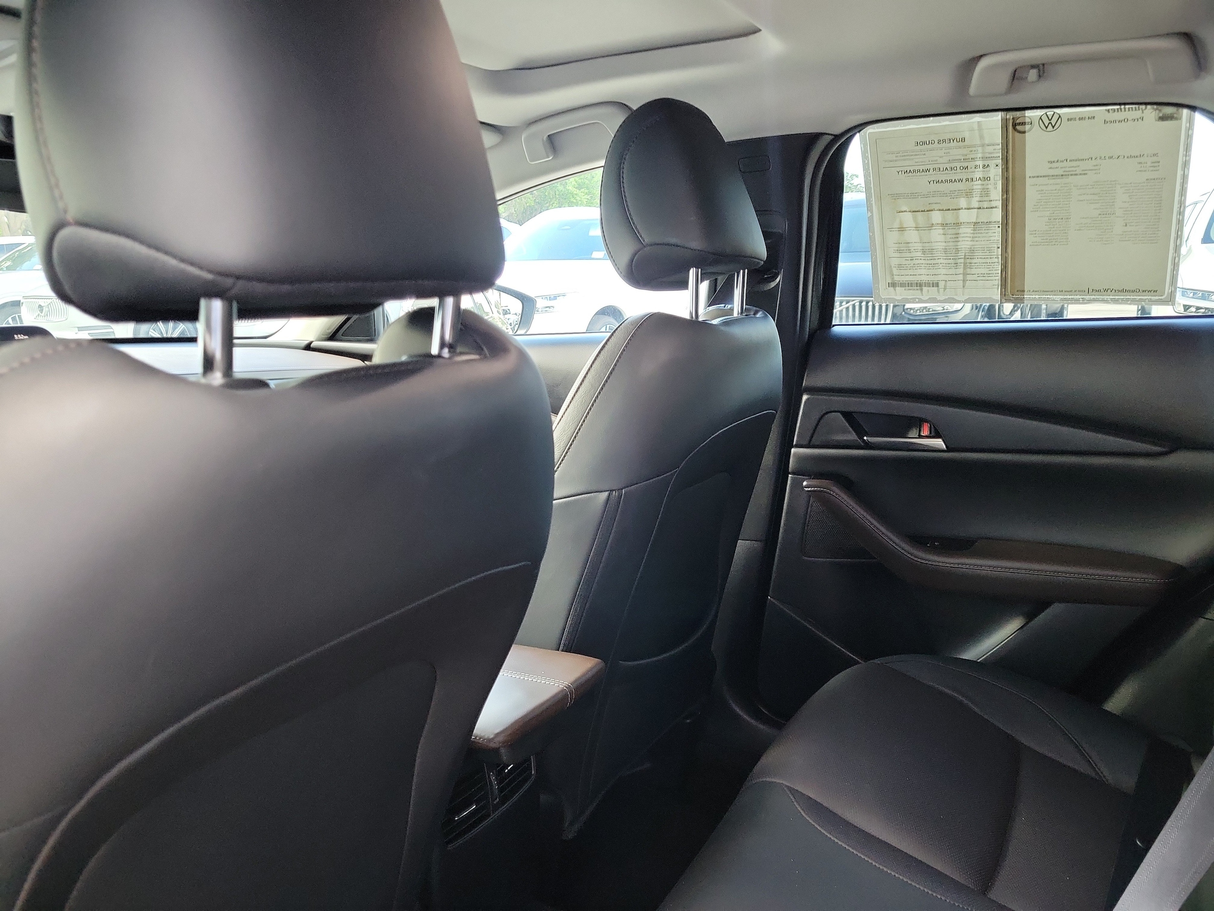 2024 Mazda CX-30 Premium - Photo 10