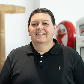 Staff member Sergio De Udaeta from 6a7173901463