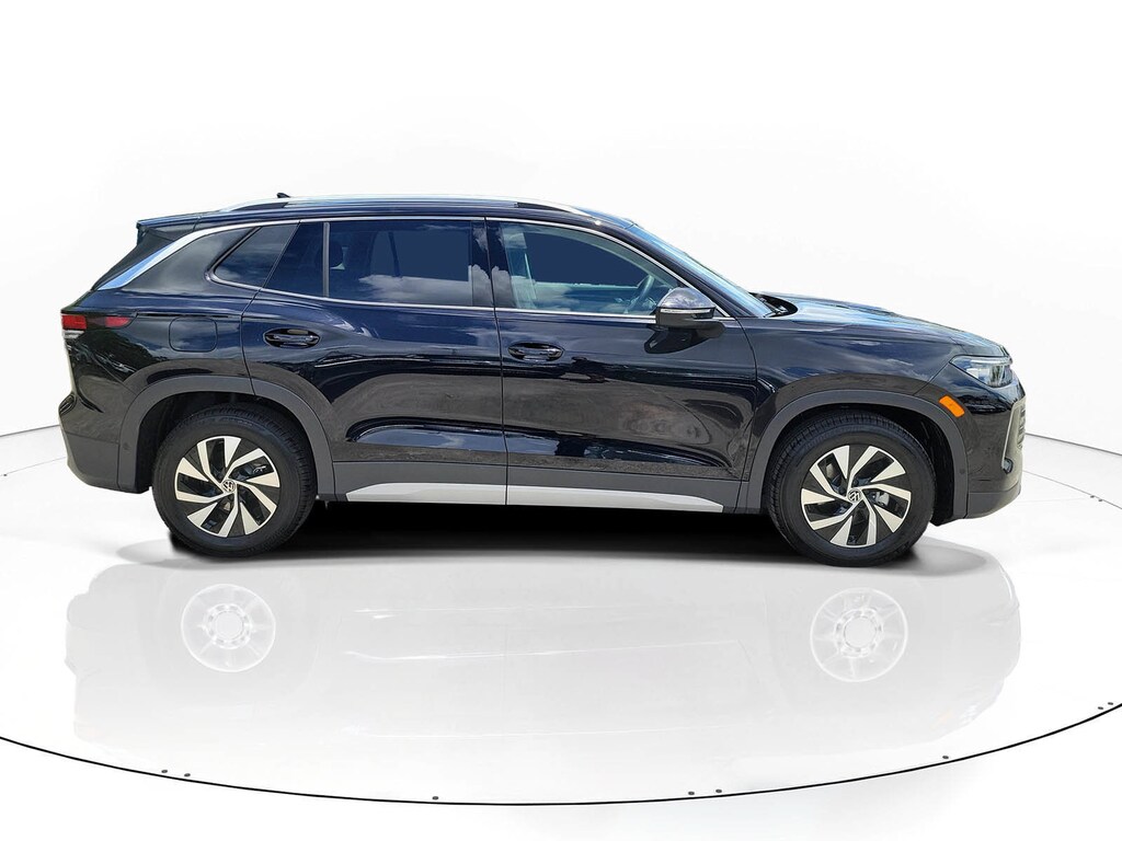 New 2026 Volkswagen Tiguan S SUV