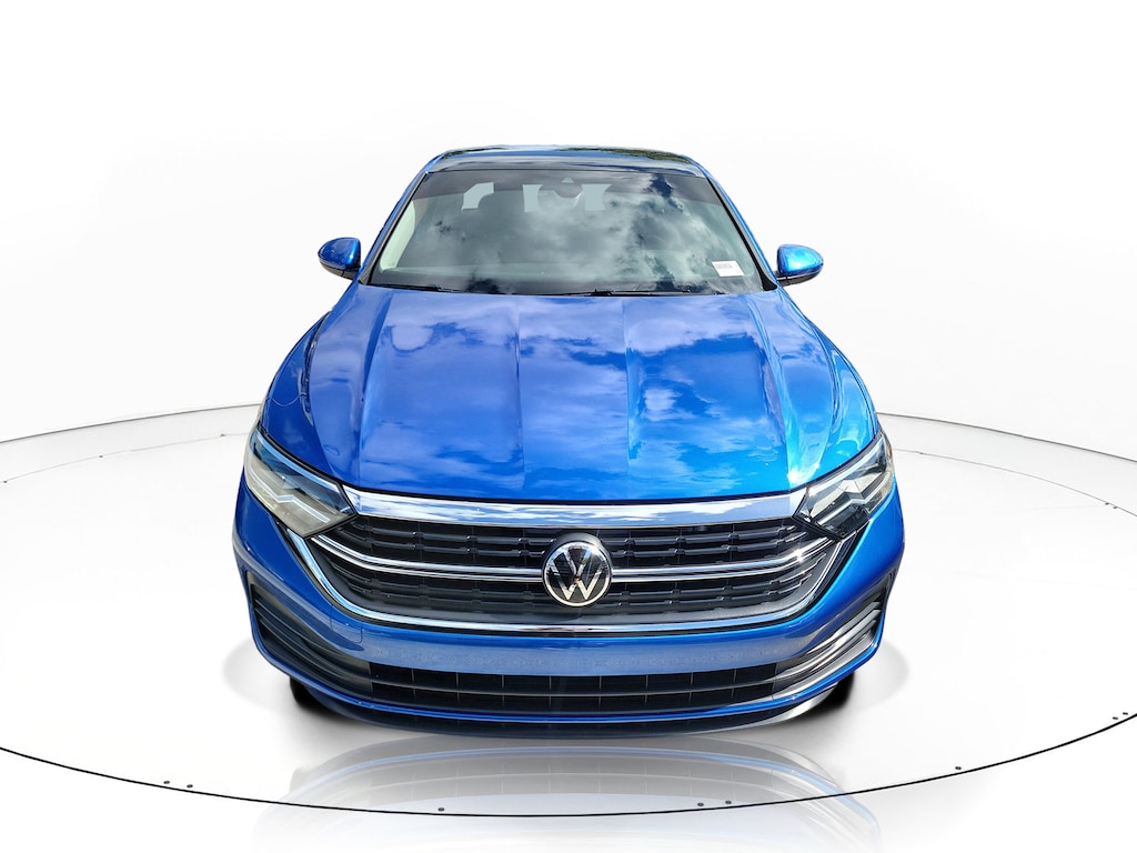 Used 2024 Volkswagen Jetta 1.5T SE Sedan