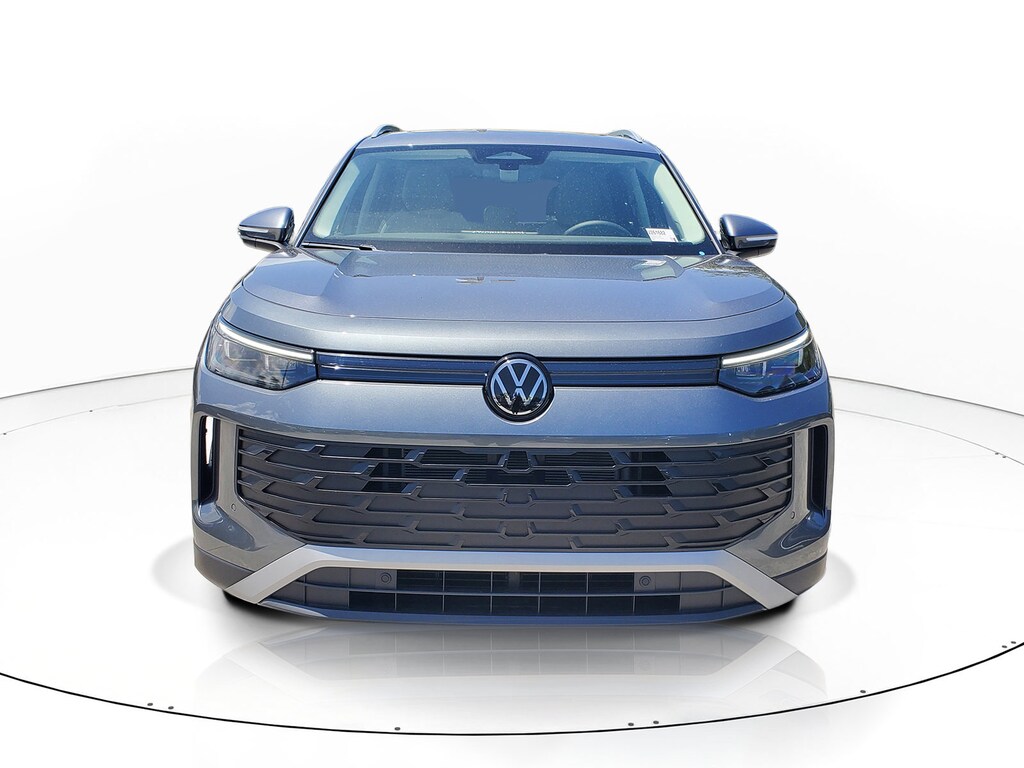 New 2026 Volkswagen Tiguan 2.0T SE SUV