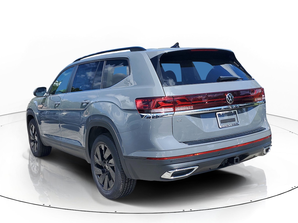 New 2026 Volkswagen Atlas SE w/Technology SUV