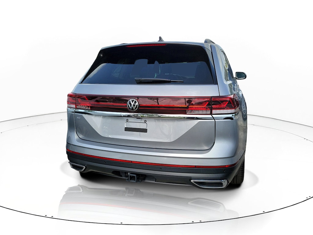 New 2026 Volkswagen Atlas SE w/Technology SUV