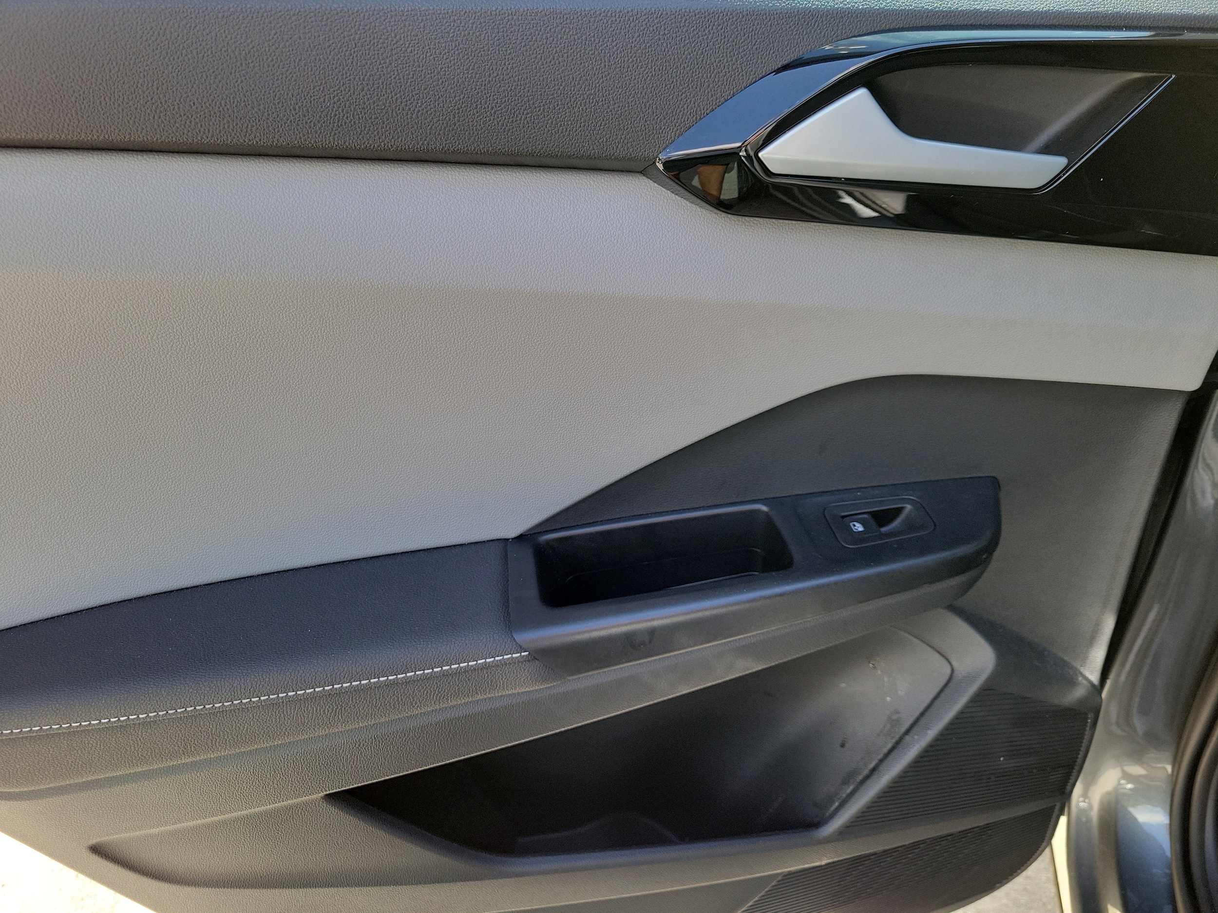 2024 Volkswagen Taos S - Photo 15