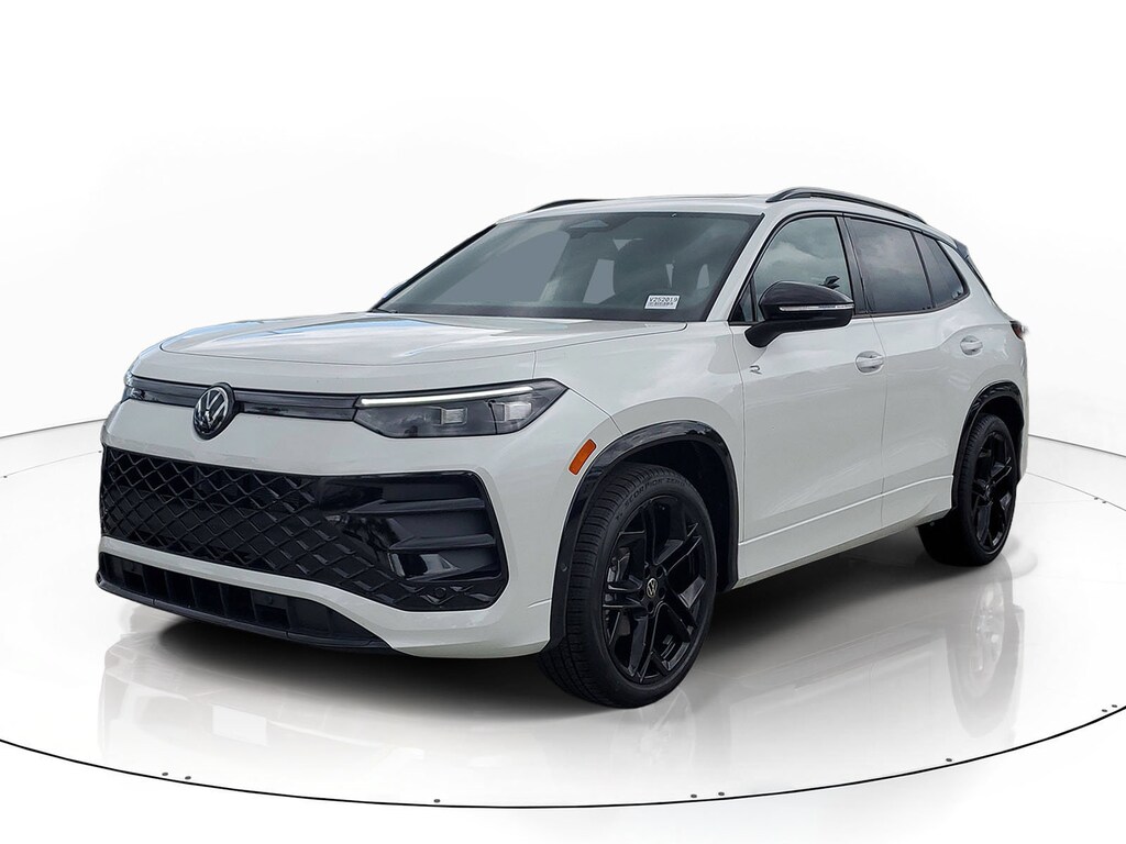 New 2026 Volkswagen Tiguan SE R-Line Black SUV