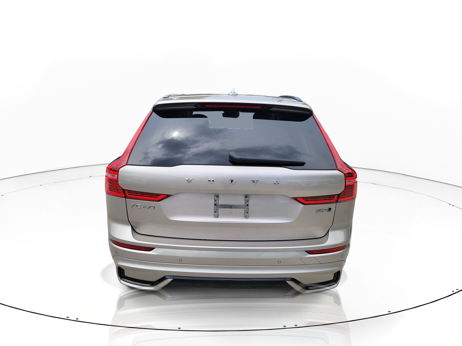 2024 Volvo XC60 Plus - Photo 8