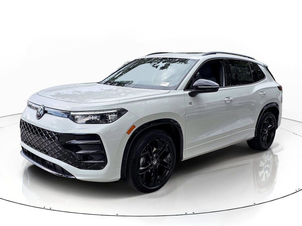 New 2026 Volkswagen Tiguan 2.0T SE R-Line Black SUV