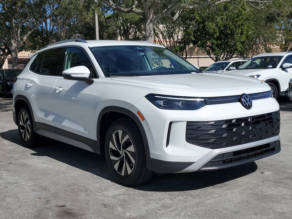 New 2026 Volkswagen Tiguan 2.0T S SUV