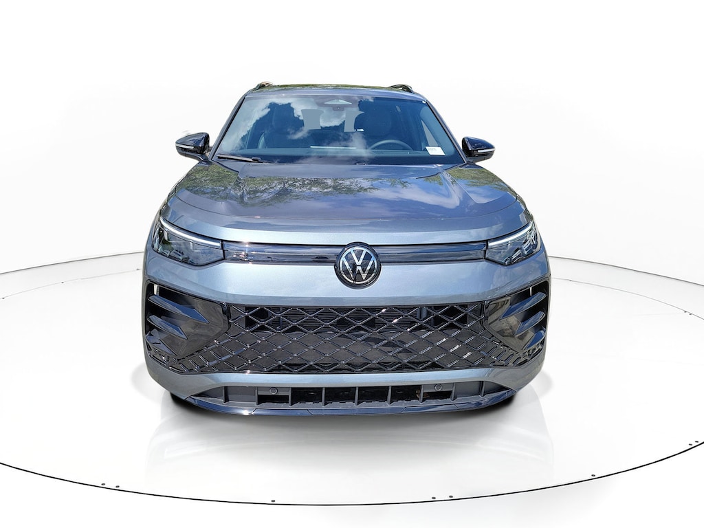 New 2026 Volkswagen Tiguan 2.0T SE R-Line Black SUV