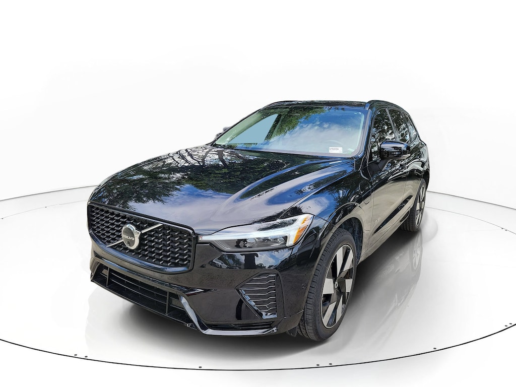 Used 2025 Volvo XC60 Plug-In Hybrid T8 Plus SUV