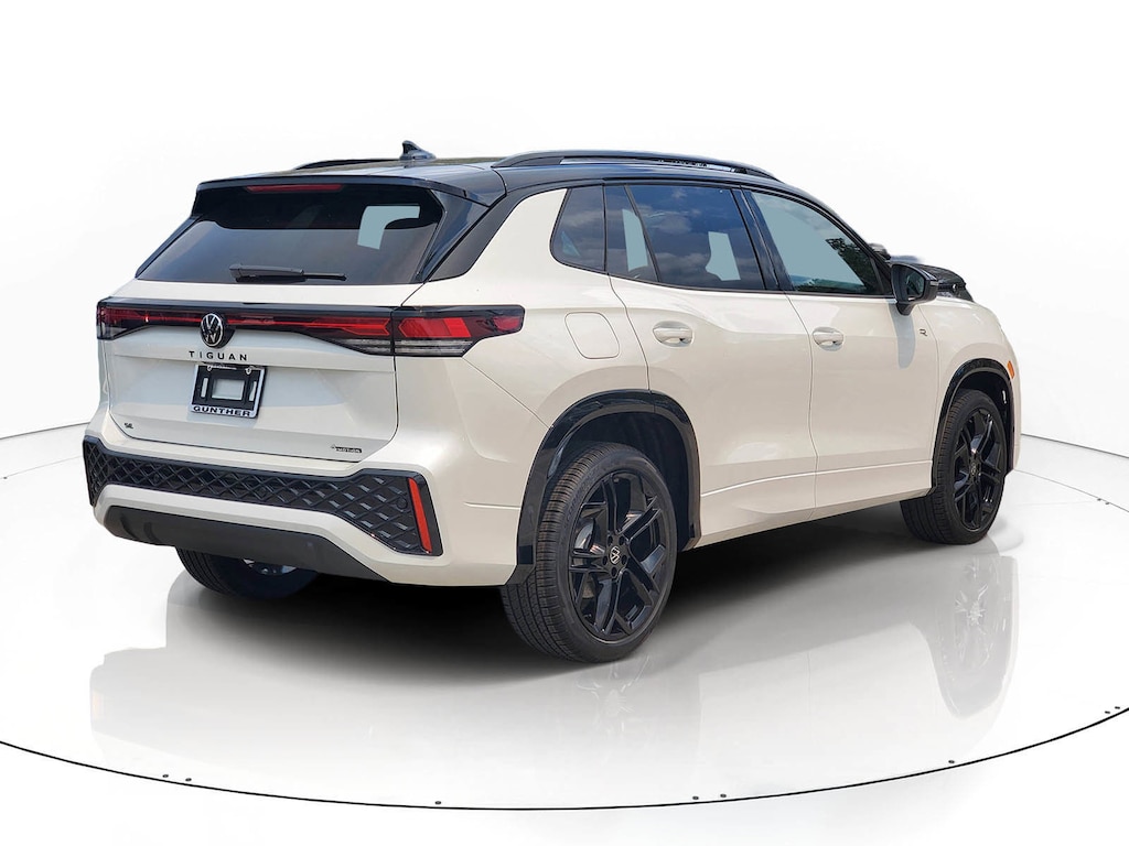 New 2026 Volkswagen Tiguan 2.0T SE R-Line Black SUV