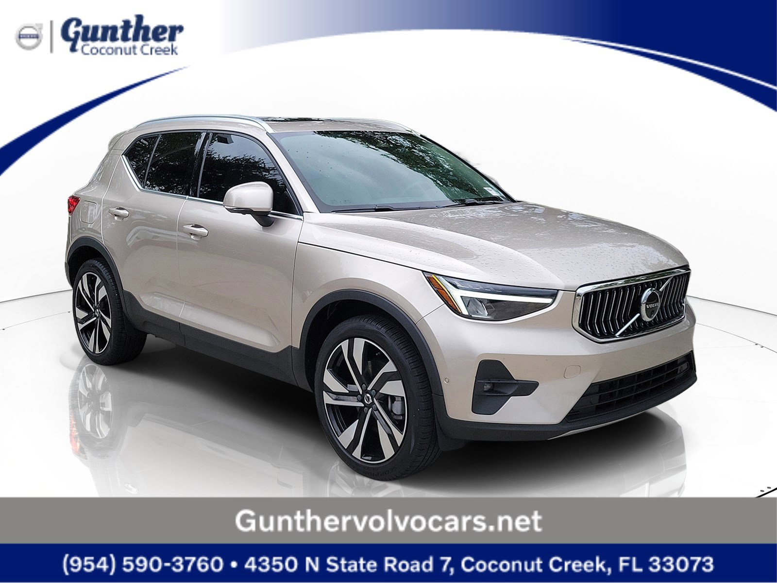 2024 Volvo XC40