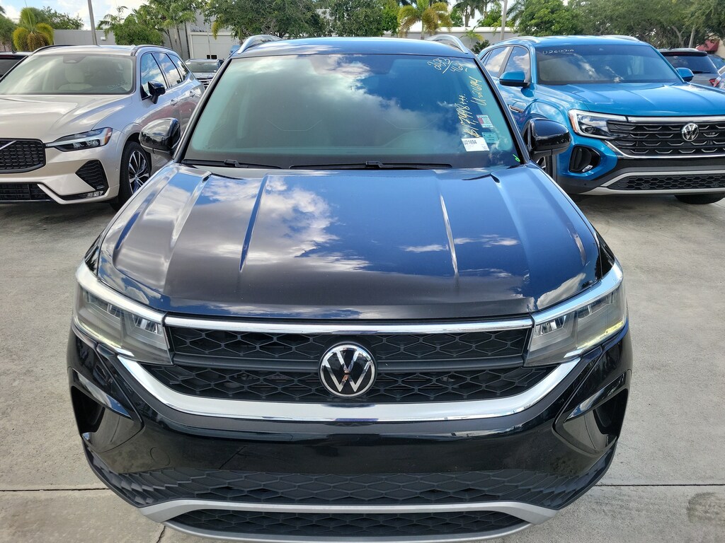 Used 2023 Volkswagen Taos 1.5T SE SUV
