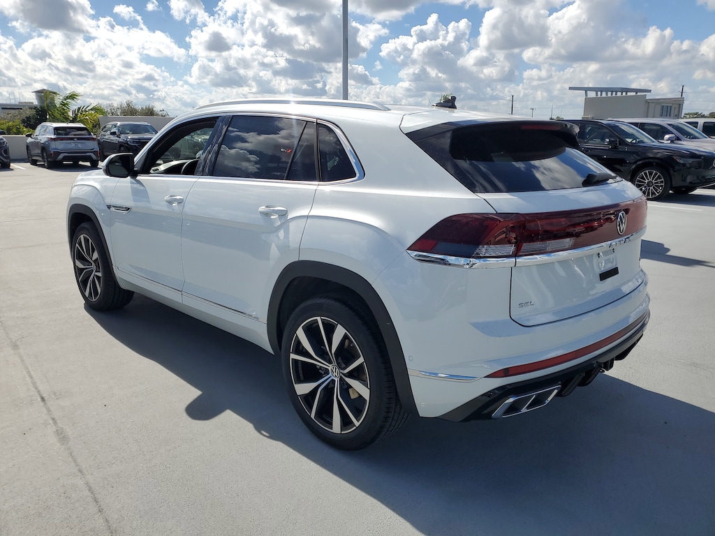New 2026 Volkswagen Atlas Cross Sport 2.0T SEL Premium R-Line SUV