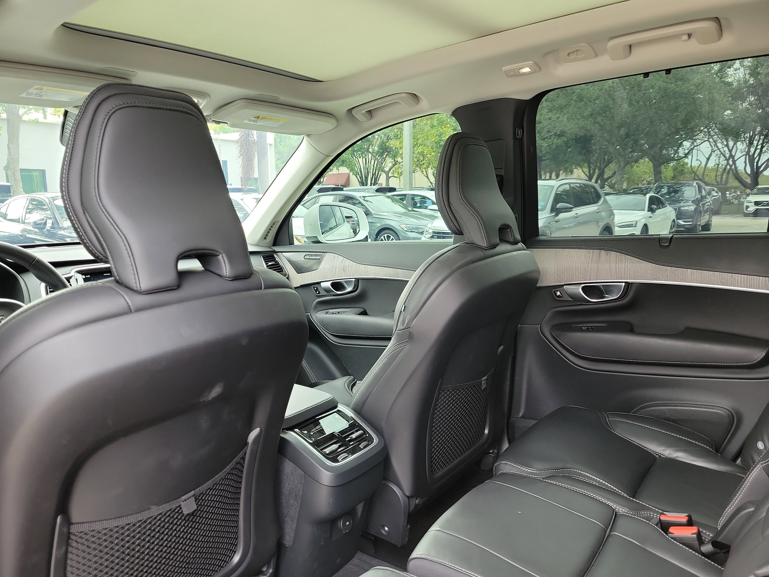 2024 Volvo XC90 Ultimate - Photo 18