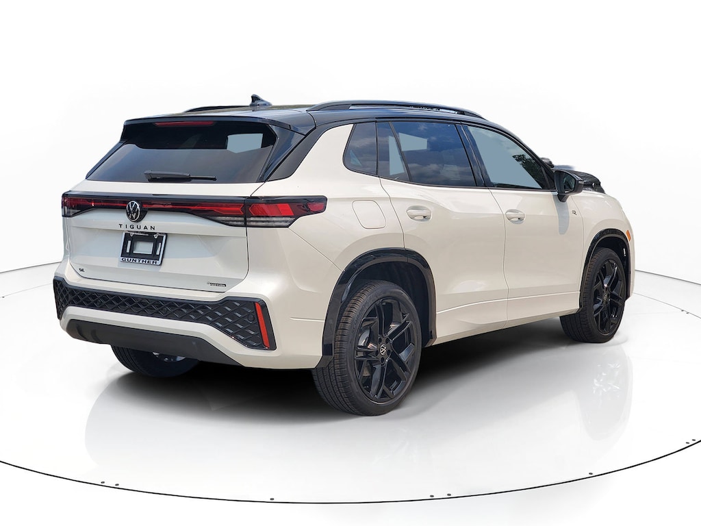 New 2026 Volkswagen Tiguan 2.0T SE R-Line Black SUV