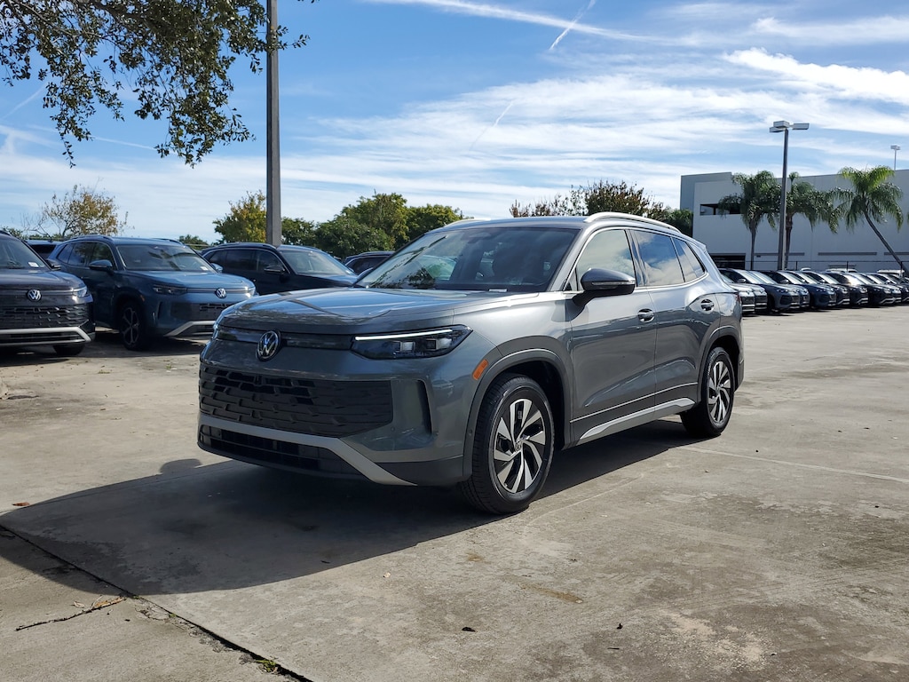 New 2026 Volkswagen Tiguan 2.0T S SUV