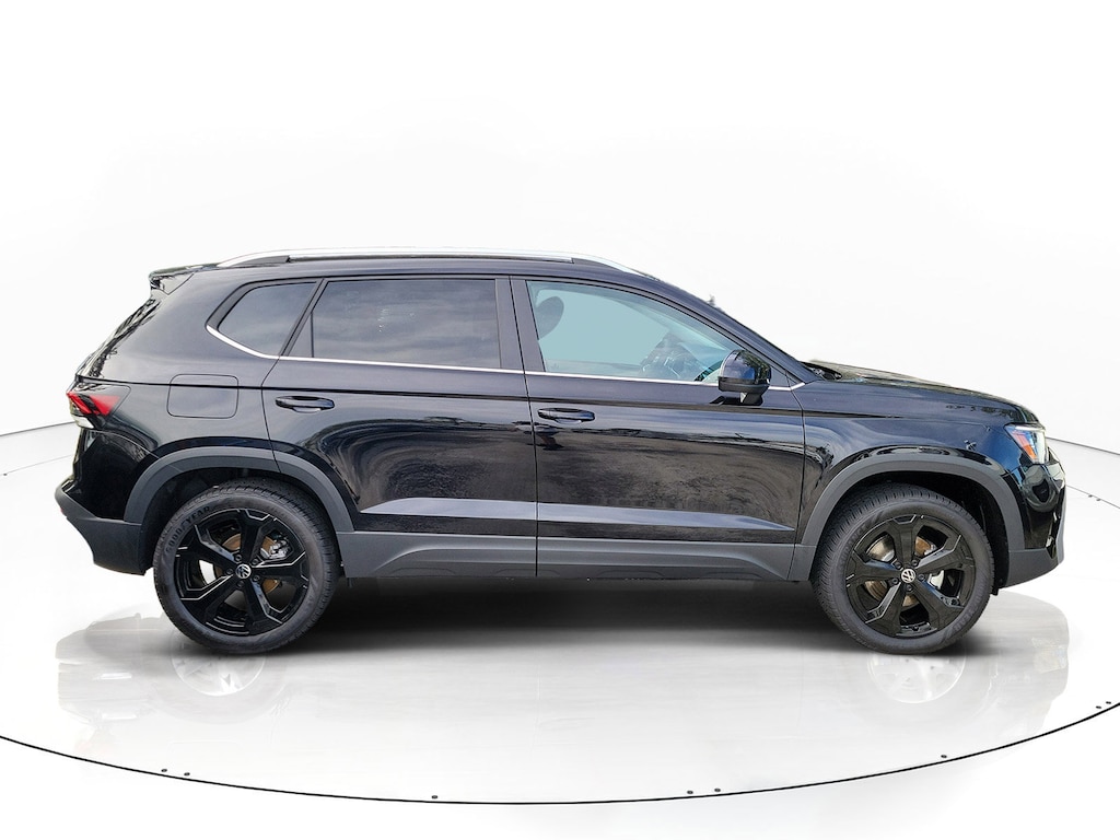 New 2026 Volkswagen Taos 1.5T SEL SUV
