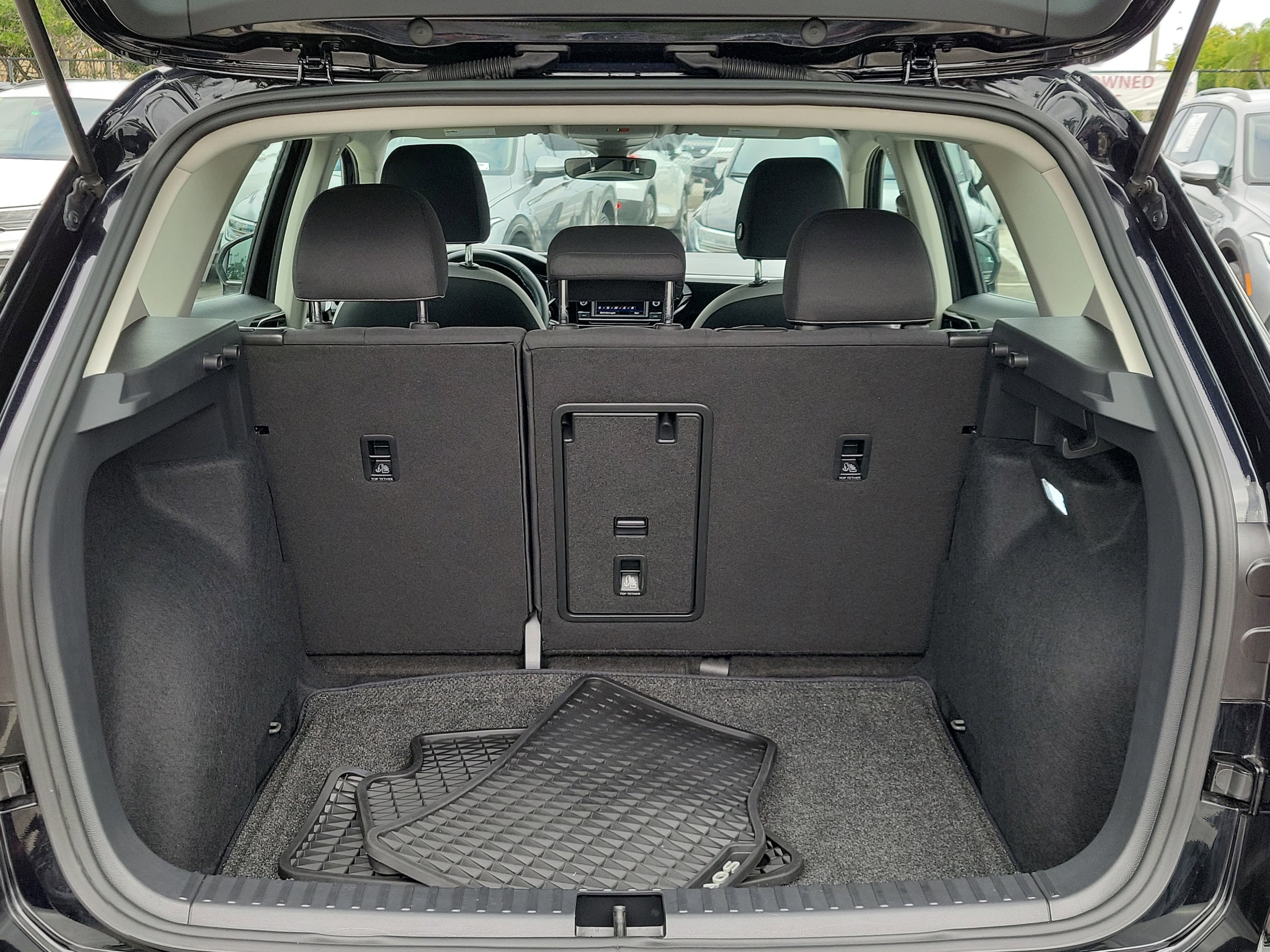 2024 Volkswagen Taos S - Photo 9
