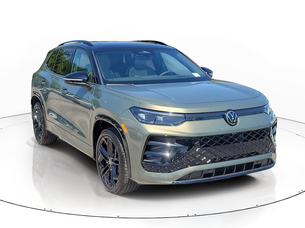 New 2026 Volkswagen Tiguan 2.0T SE R-Line Black SUV